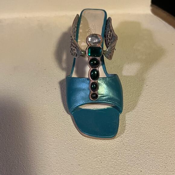 Just the Right Shoe Flight of Fancy Signed by Raine - Picture 7 of 15